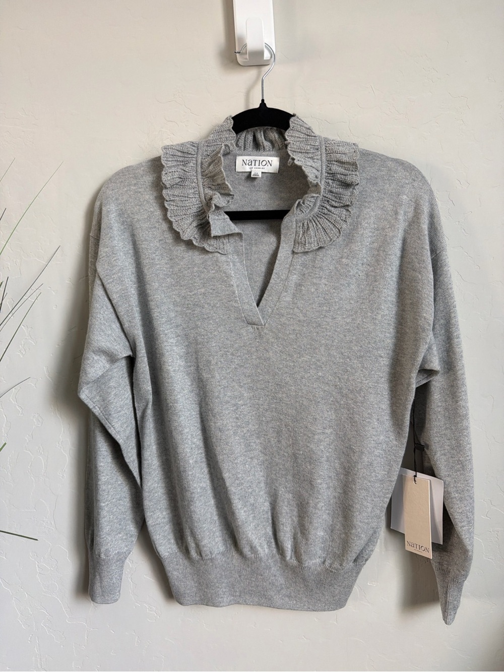 Nation LTD Winona Sweater Extra Small NWT Cotton Cashmere Ruffle Collar Gray